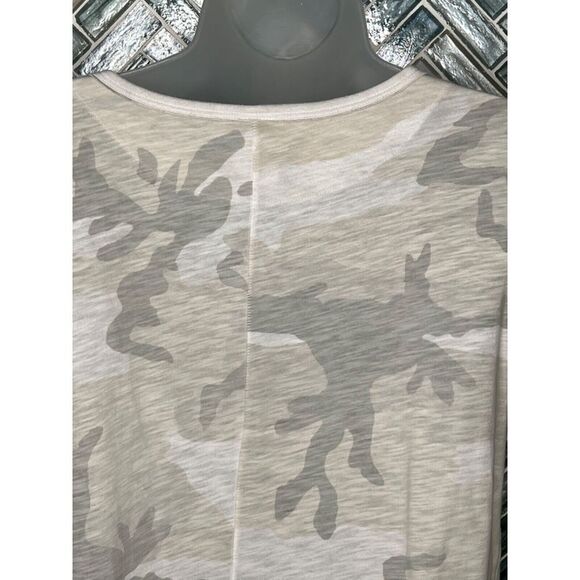 WE THE FREE CAMO CAMOUFLAGE BEIGE GRAY WHITE SHORT SLEEVE THIN SOFT T-SHIRT LG - Picture 7 of 11